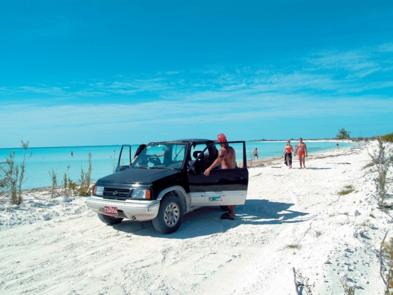 Jeep Safari Varadero - Jeep Safari “NATURE TOUR VARADERO + SPEEDBOAT NAVIGATION ON THE CANÍMAR RIVER“