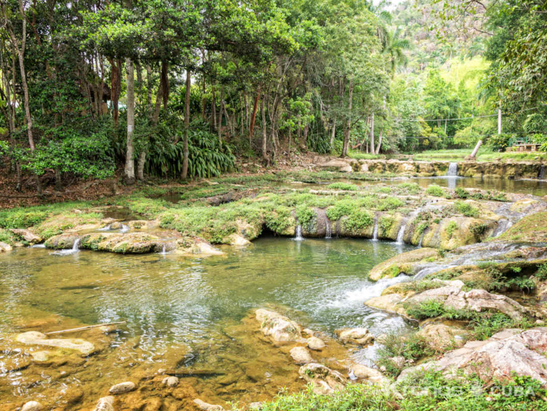 Natural pools, Río San Juan- El Taburete Trail tour, Las Terrazas - Excursión "Sendero El Taburete"