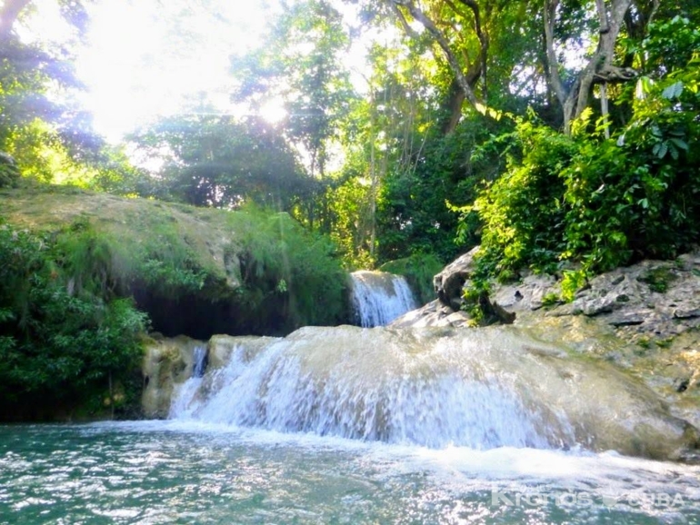 The crystal-clear waters of San Juan River. - Excursión a Las Terrazas