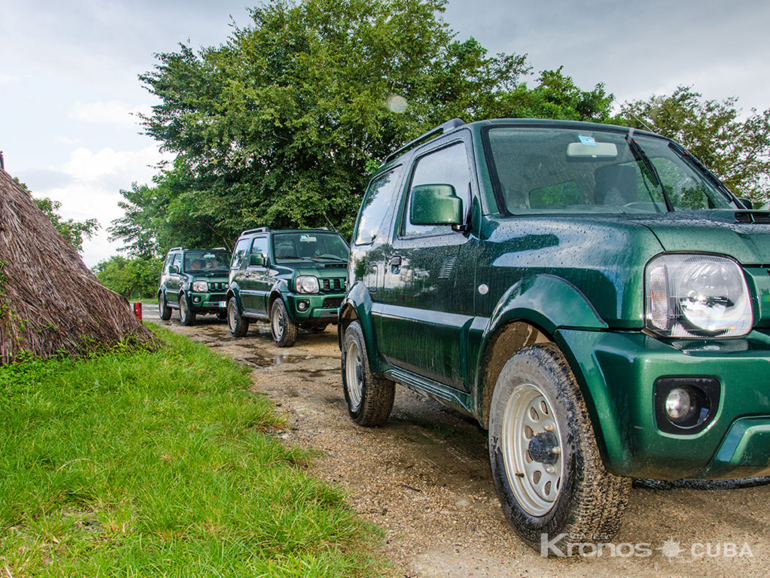Jeep Safari Nature Tour La Dionisia - Jeep Tour Varadero