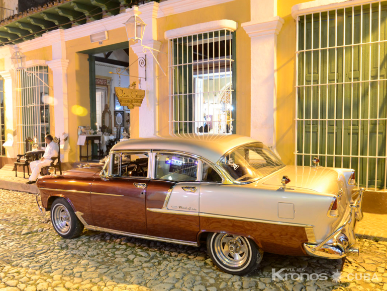 Trinidad  Private Tour in American Classic Cars - "Trinidad" Private Tour in American Classic Cars