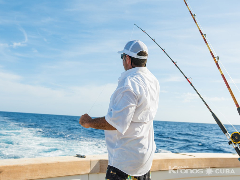 “High Fishing in Marea del Portillo” Exclusive Tour - Excursión "Pesca de Altura en Marea del Portillo"