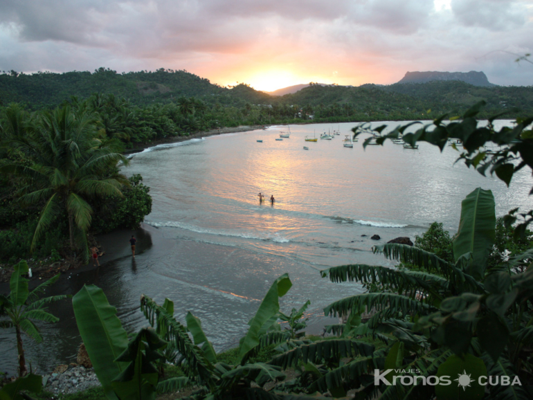 Panoramic view of Baracoa - Nature Tour "Baracoa Overnight"