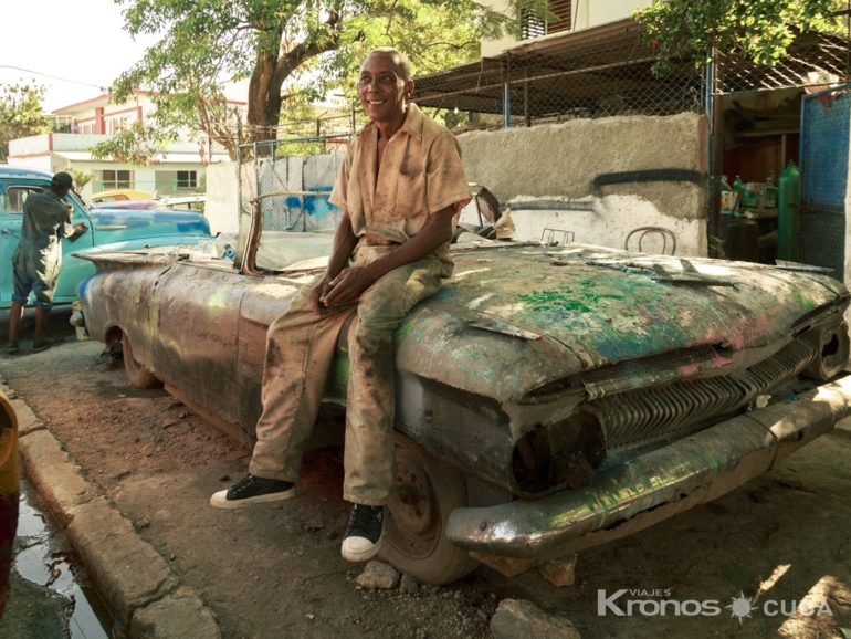  - Excursión “NOSTALGIA SOBRE RUEDAS - POR LAS CALLES DE LA HABANA”