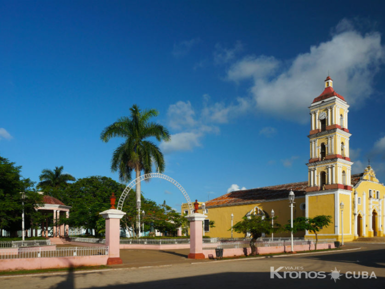 San Juan de los Remedios cathedral panoramic view. "Sunday Mass in Remedios" Tour - "Sunday Mass in Remedios" Tour