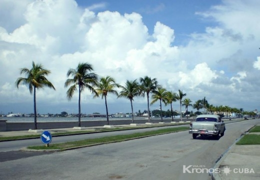 Panoramic view, Cienfuegos city - “Santa Clara - Cienfuegos - Trinidad - Topes de Collantes” Overnight Tour