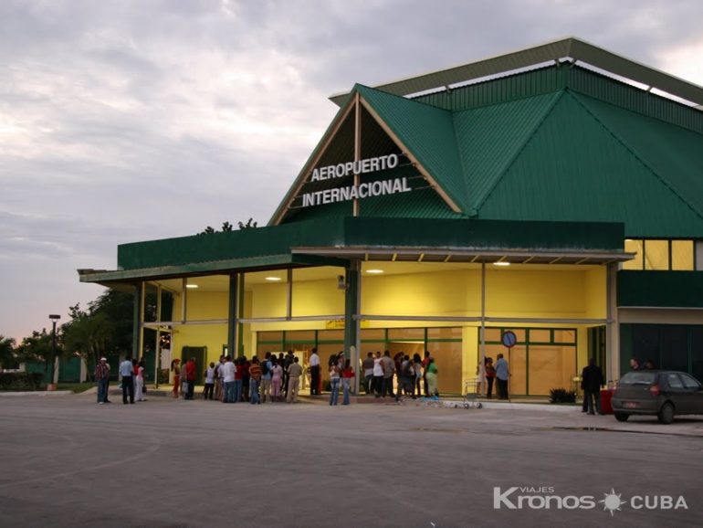 Frank País, Holguín International Airport - "Servicio del Salón VIP Aeropuerto Internacional Frank País, Holguín"