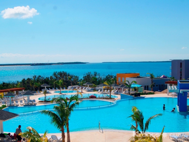 - Grand Aston Cayo Las Brujas Beach Resort & Spa Hotel