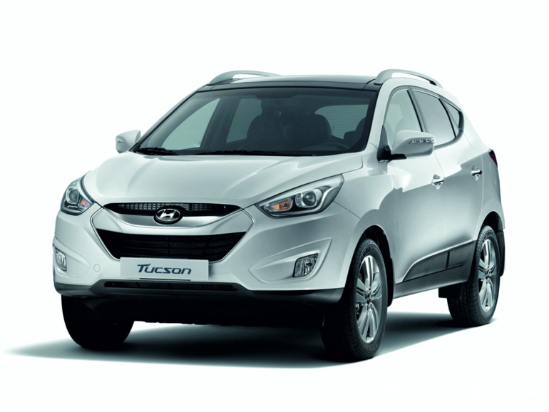 - HYUNDAI TUCSON