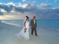 Weddings service on the beach