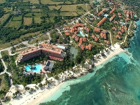 Panoramic aereal hotel & beach view