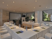 Las Américas meeting room