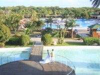 Weddings service at the pool