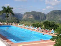 Panoramic pool & Viñales valley view