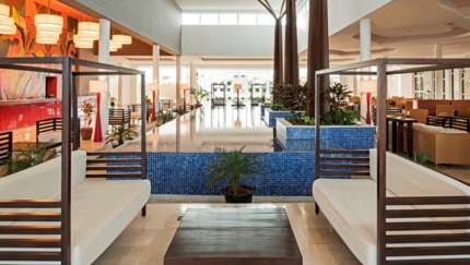 Lobby bar Perla Marina