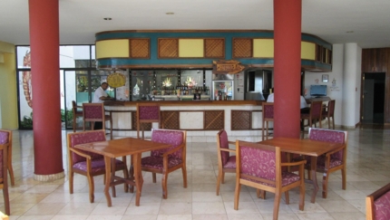 (Marea del Portillo hotel section) Lobby bar