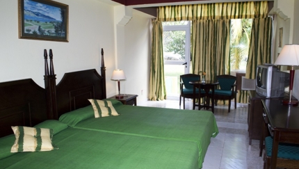 Bungalow Room (Marea del Portillo hotel section)