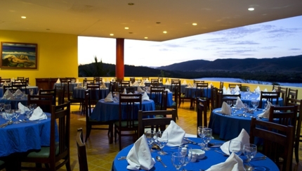 A la carte international Restaurant (Farallon hotel section)