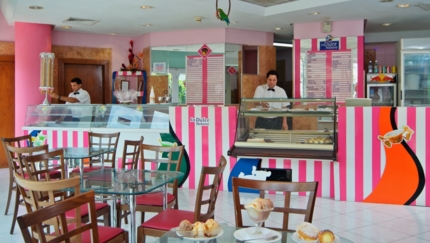 Ice cream sweet shop La Dulce Habana