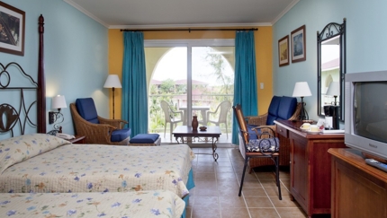 DELUXE GARDEN VIEW Room