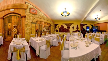 A la carte international Restaurant Taberna Bucanero