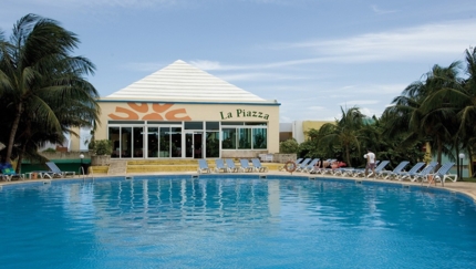 Italian Restaurant La Piazza