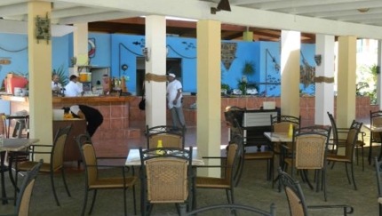 Opalino Pool Snack Bar