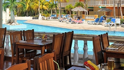 Pool Snack Bar Río de Luna