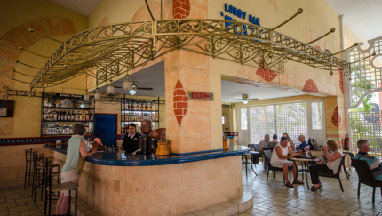 Lobby Bar Plaza
