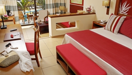 ROYAL SERVICE Junior Suite Room