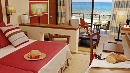 PRIME OCEAN VIEW ROYAL SERVICE Junior Suite Room