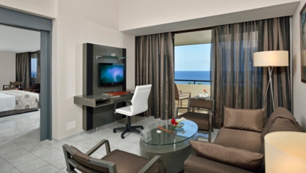 THE LEVEL Suite Room