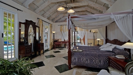 ROYAL SERVICE Garden Villas