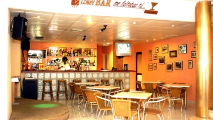 Lobby Bar Me Faltabas Tú