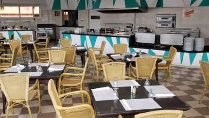 La Glorieta Pool Snack Bar