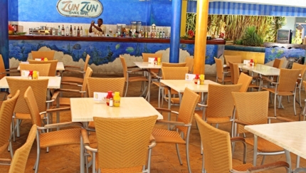 Pool Snack Bar Zun Zun