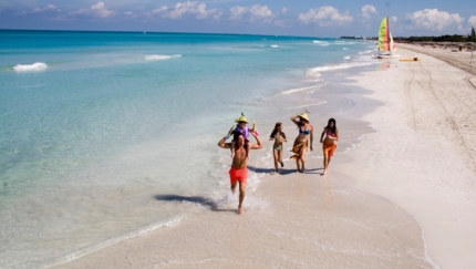 Familiy at Varadero beach