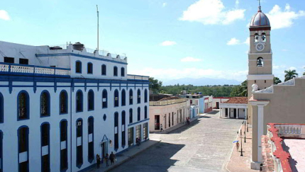 Bayamo City, CUBA: 100% NATURAL Group Tour