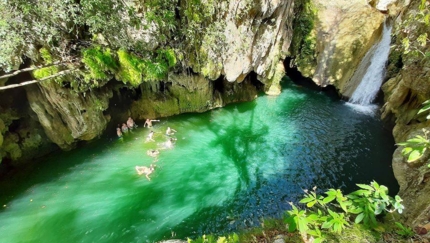 Topes de Collantes natural park, CUBANIA CLASSIC CYCLE, Group Tour