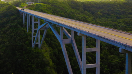 Bacunayagua Bridge MOTORCYCLE TOUR FROM HAVANA TO CAYO SANTA MARÍA.