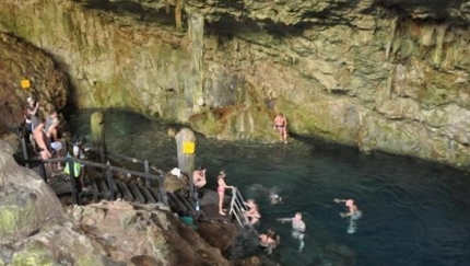 Saturn Cave JEEP SAFARI CUBA CENTRO Group Tour