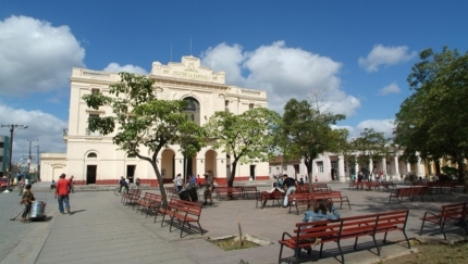 Santa Clara City, JEEP SAFARI CUBA CENTRO Group Tour