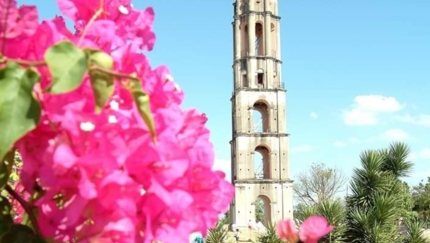 Manaca Iznaga tower (Sugar Mills Valley) Trinidad, MINI CUBA'S COLORS AND SCENTS Group Tour