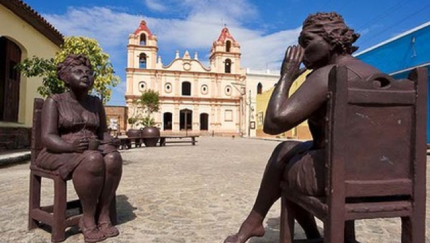 Del Carmen square panoramic view, Camagüey. CUBAN CHARM Group Tour