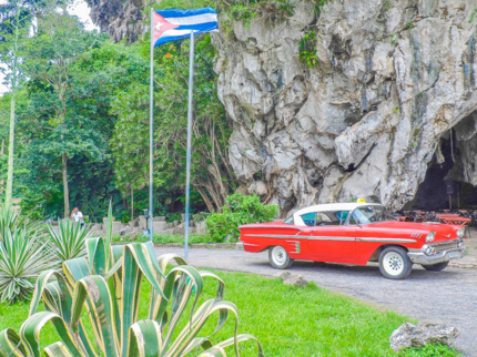 Viñales Valley Private Tour in American Classic Car