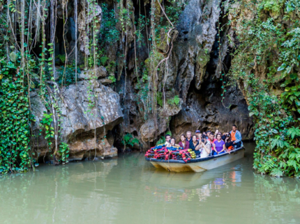 "Soroa - Viñales Valley" Private Tour in American Classic Cars