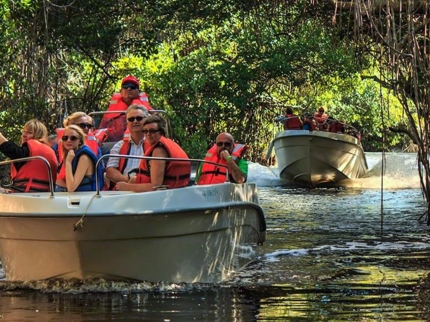 La Redonda lagoon boat ride