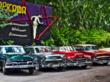 Tropicana Cabaret Show in American Classic Cars Tour