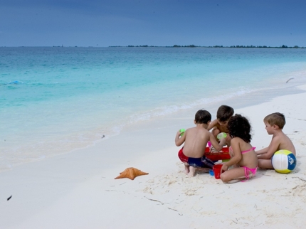 Children's activities at the beach, Cayo Largo del Sur