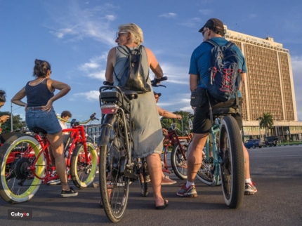 "Cuban Revolution" Bike Tour